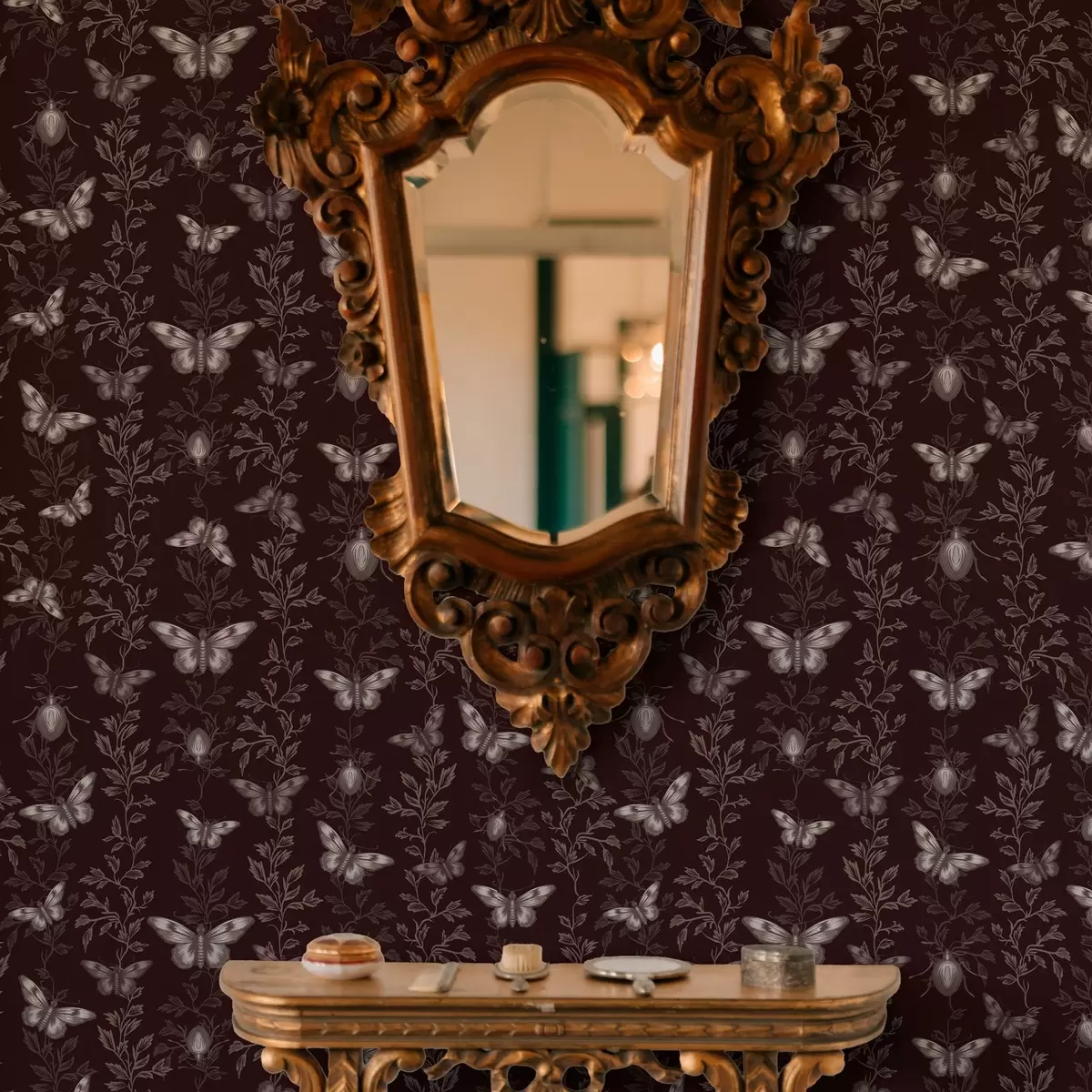 Papel de parede Composição com borboletas, folhas e insectos sobre fundo escuro a00073v1