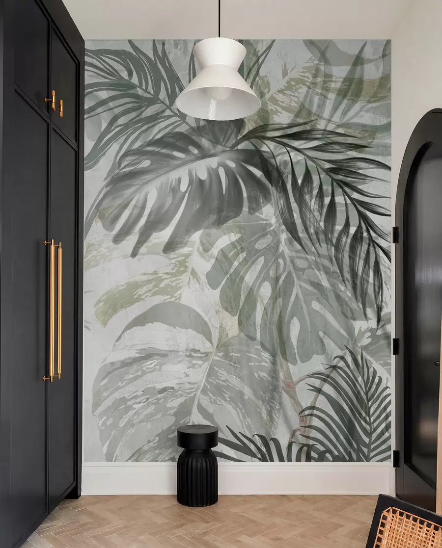 murais de parede Monstera e folhas de palmeira em tons de verde e cinzento, botânica, folhagem tropical, plantas da selva, fundo texturado w09011