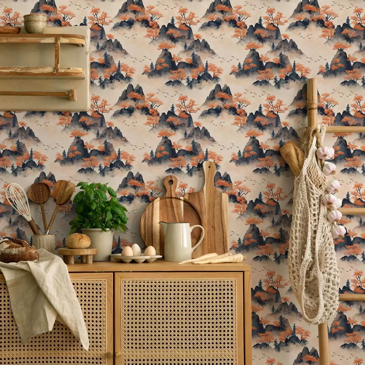 Papel de parede Montanhas de outono no nevoeiro com árvores cor de laranja e pássaros a00104