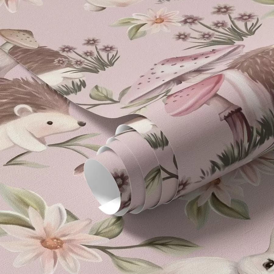 murais de parede Ouriços, coelhos e flores de estilo conto de fadas entre cogumelos num fundo cor-de-rosa a00111