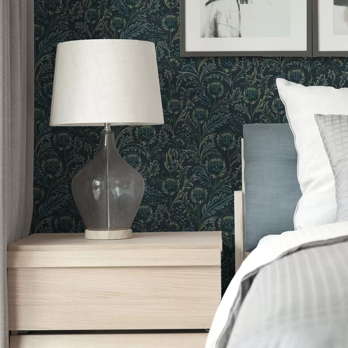 Papel de parede Padrão floral verde escuro com alcachofras a00186