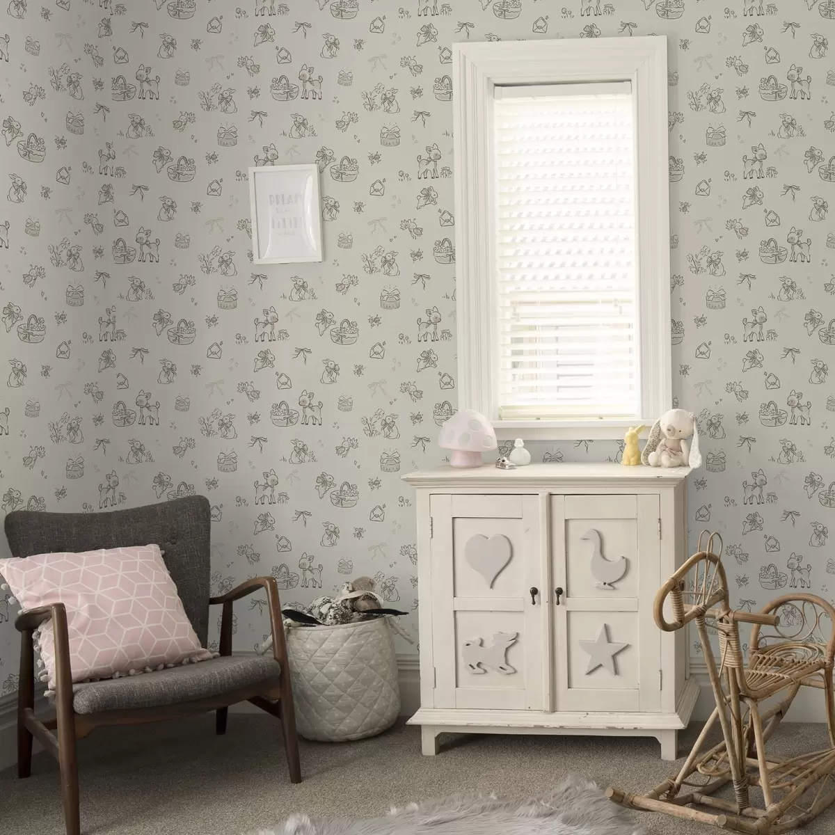 Papel de parede Cenário bonito de floresta com veados, coelhos e abelhas a00215