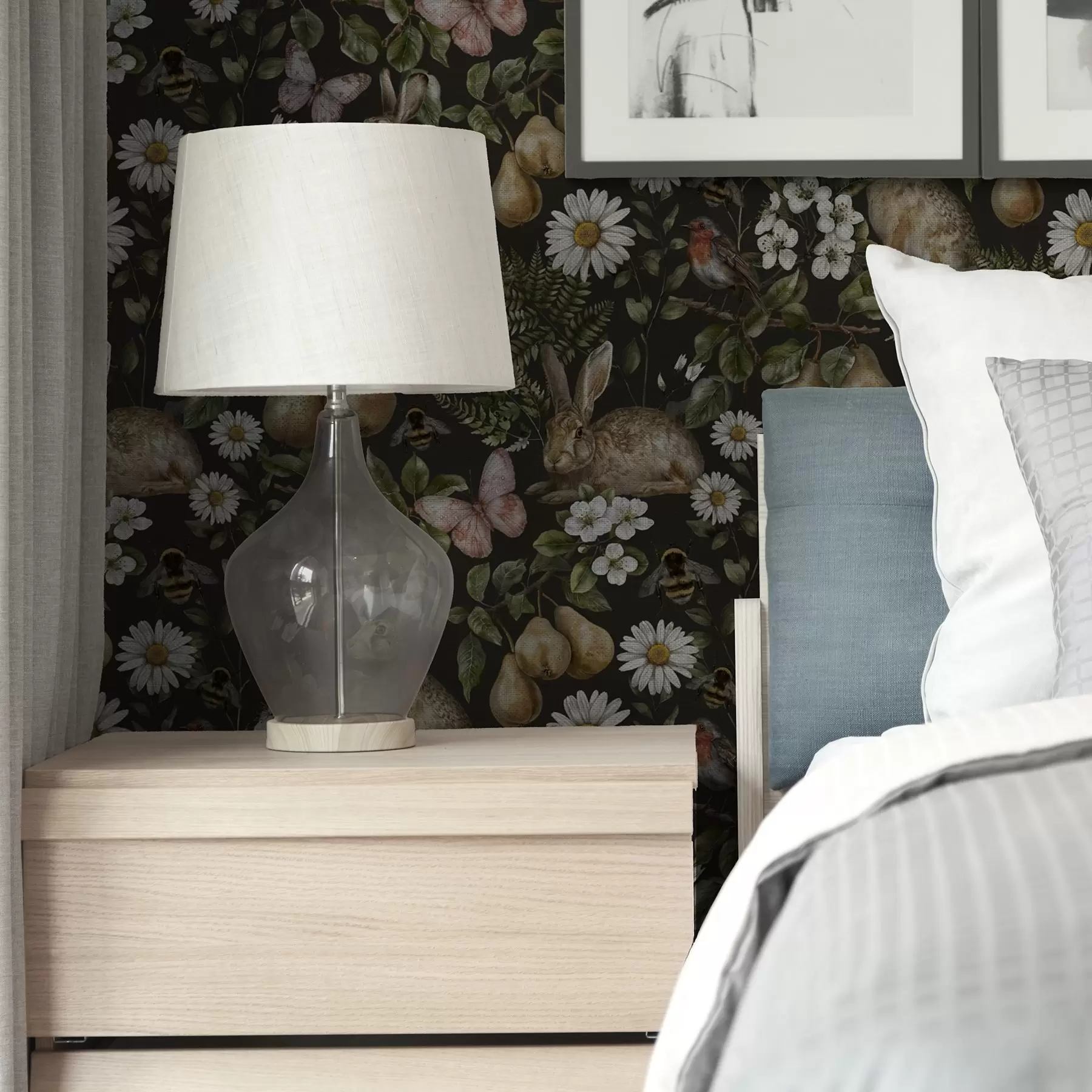 murais de parede Coelhos, pêras, flores e insectos realistas sobre um fundo escuro a00401