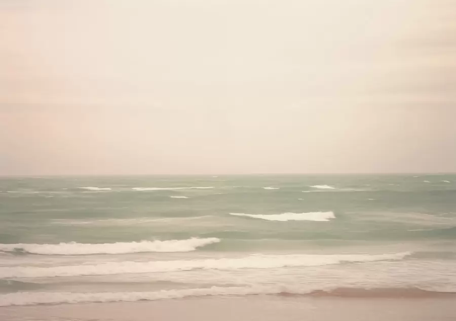 murais de parede Paisagem marítima verde-rosa suave com ondas suaves w04348