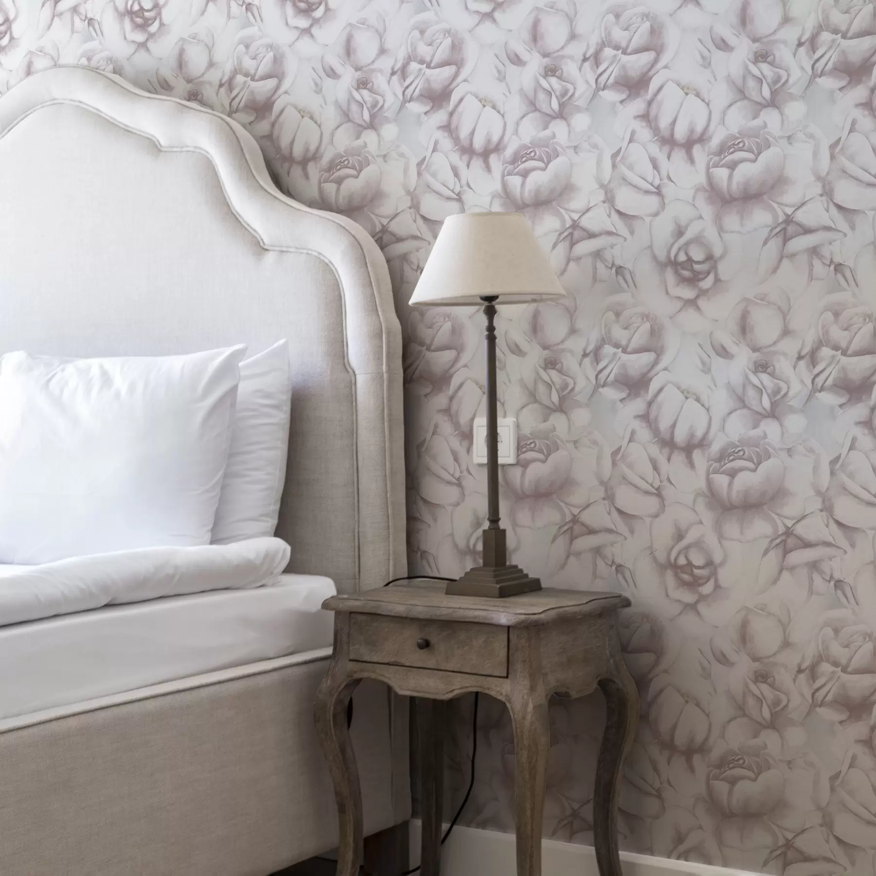 murais de parede Rosas cor-de-rosa em aguarela num estilo delicado e desfocado a00434