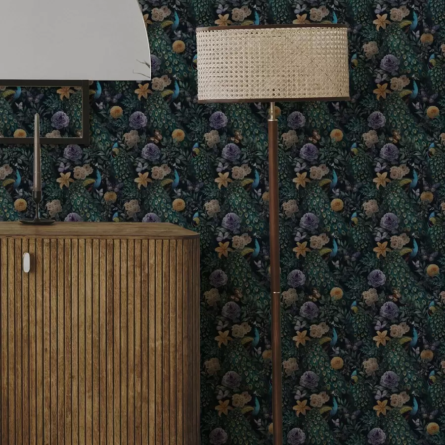 murais de parede Pavões entre flores escuras e borboletas a00348