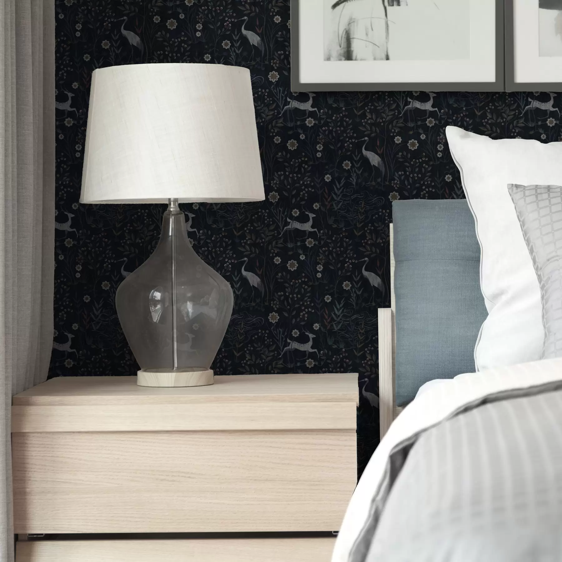 murais de parede Fundo escuro com aves e veados brancos a00363