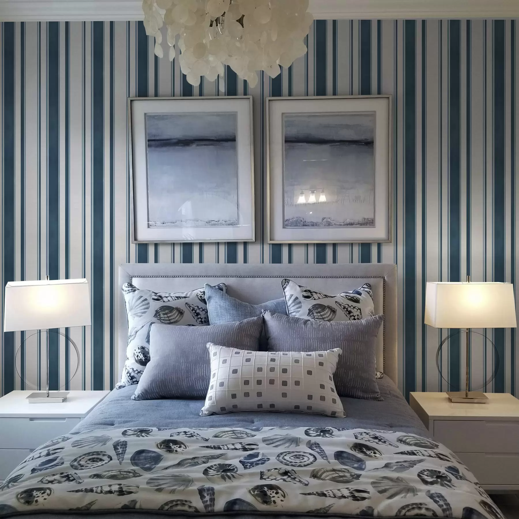 murais de parede Combinação de riscas turquesa sobre um fundo branco com ritmo a00527