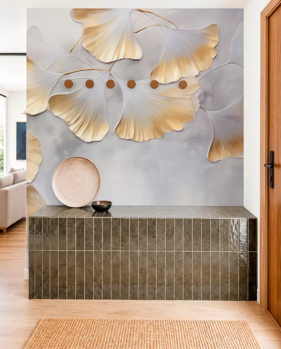 murais de parede Folhas de ginkgo biloba com bordas amarelas num ramo, fundo cinzento texturizado, design elegante e minimalista w09472