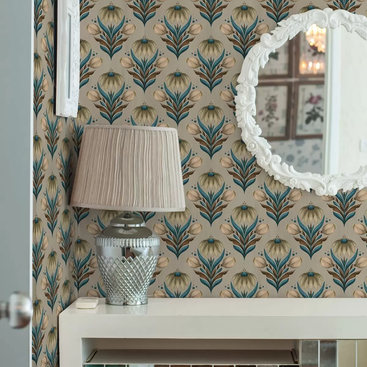 Papel de parede Ornamento floral simétrico em tons quentes a00812