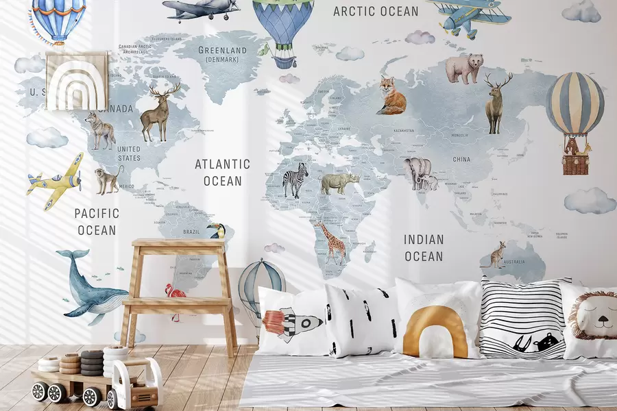 murais de parede Mapa infantil em estilo aquarela com animais e balões de ar quente. Em inglês. Cor azul c00001env1