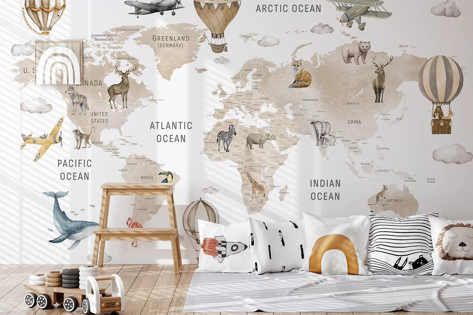 murais de parede Mapa em estilo aquarela para crianças com animais e balões de ar quente. Em inglês. Cor bege. c00001env2