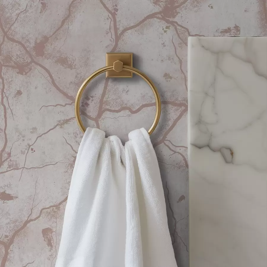 murais de parede Betão leve com uma renda de fissuras e manchas cor-de-rosa a00987