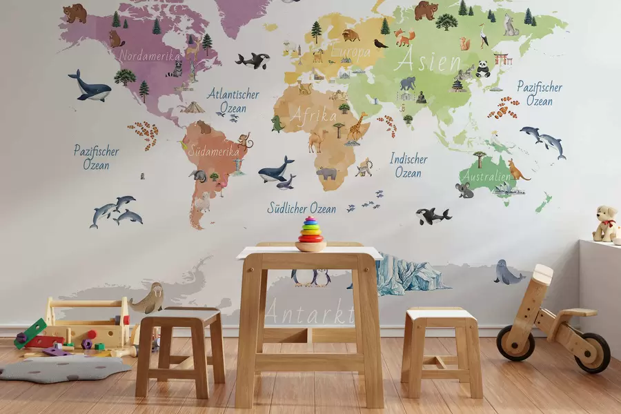 murais de parede Um mapa a cores em estilo aquarela que apresenta animais, plantas e arquitetura. Legendas em alemão c00009de